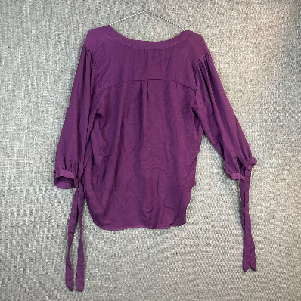 Lily White Purple Blouse XL Long Sleeve Tie‎ Cuff Hi-Low Hem Casual Top - Picture 5 of 6